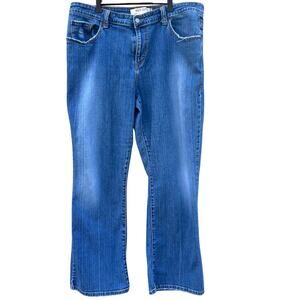 Levi’s Women's 515 Boot Cut Jeans Size 20M